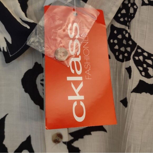 Cklass Fashionline Black Ivory Floral Long Sleeve Blouse Size Medium - Picture 6 of 13